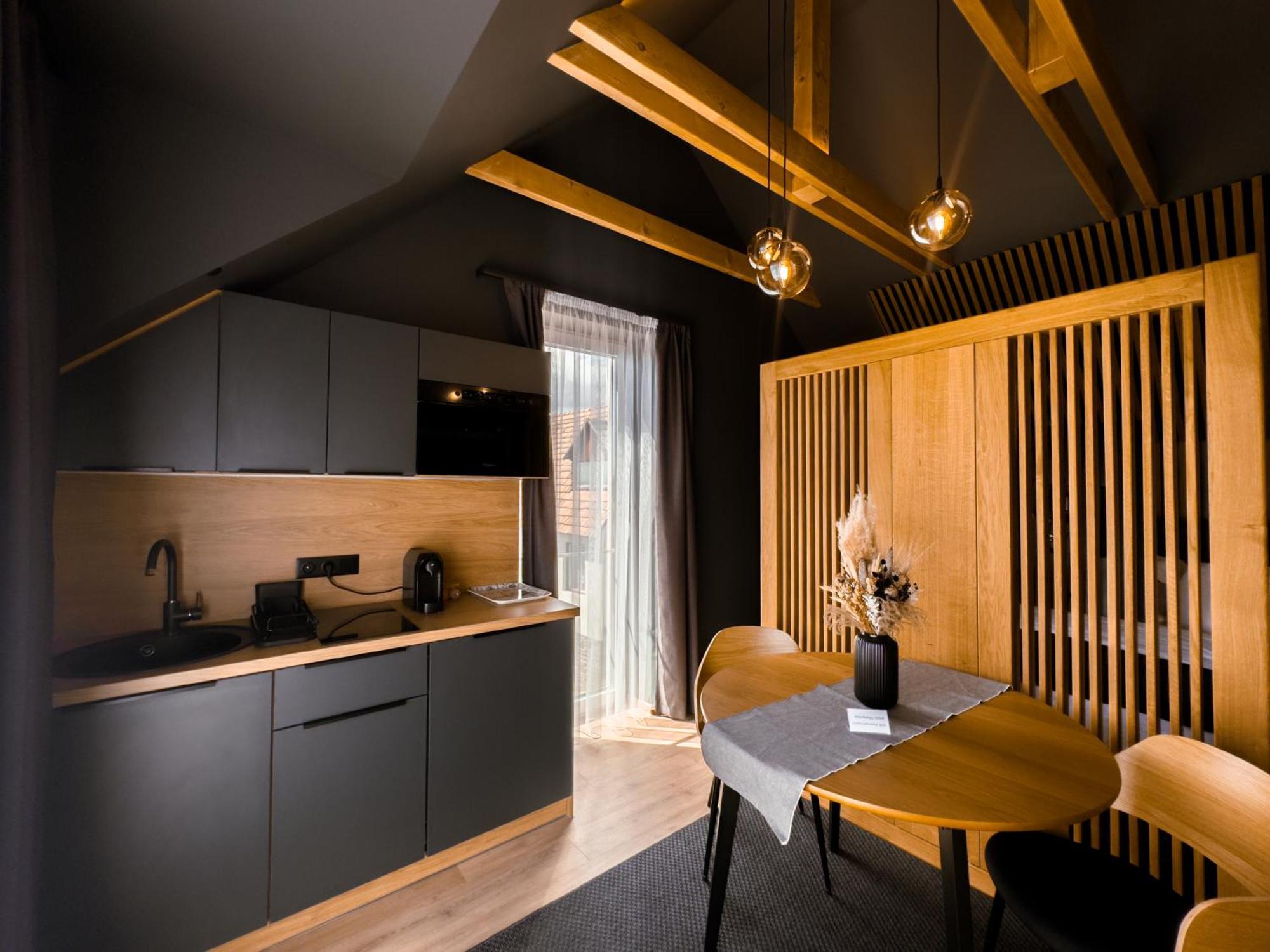 تيهاني Twin Premium Apartman المظهر الخارجي الصورة