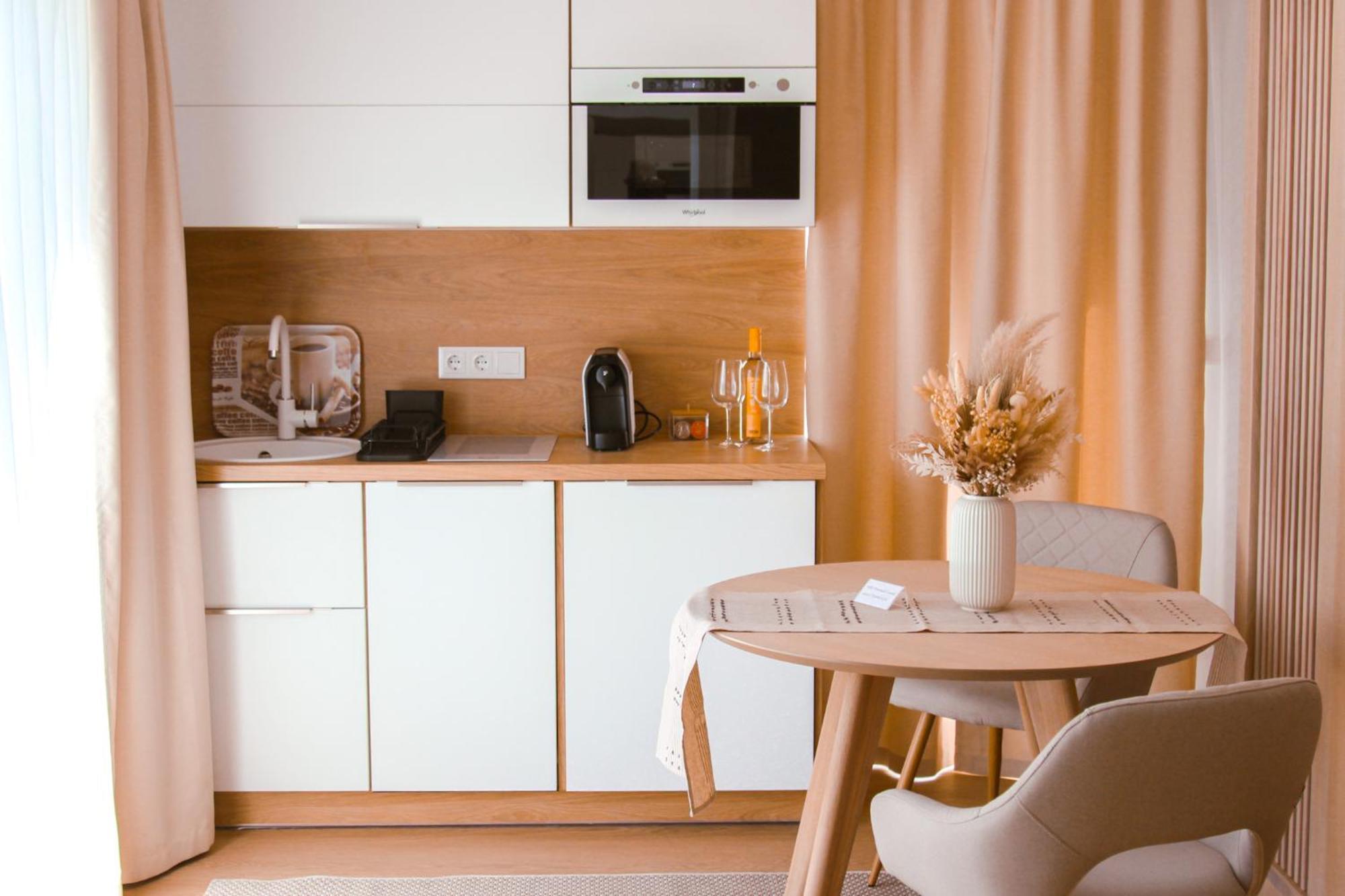 تيهاني Twin Premium Apartman المظهر الخارجي الصورة